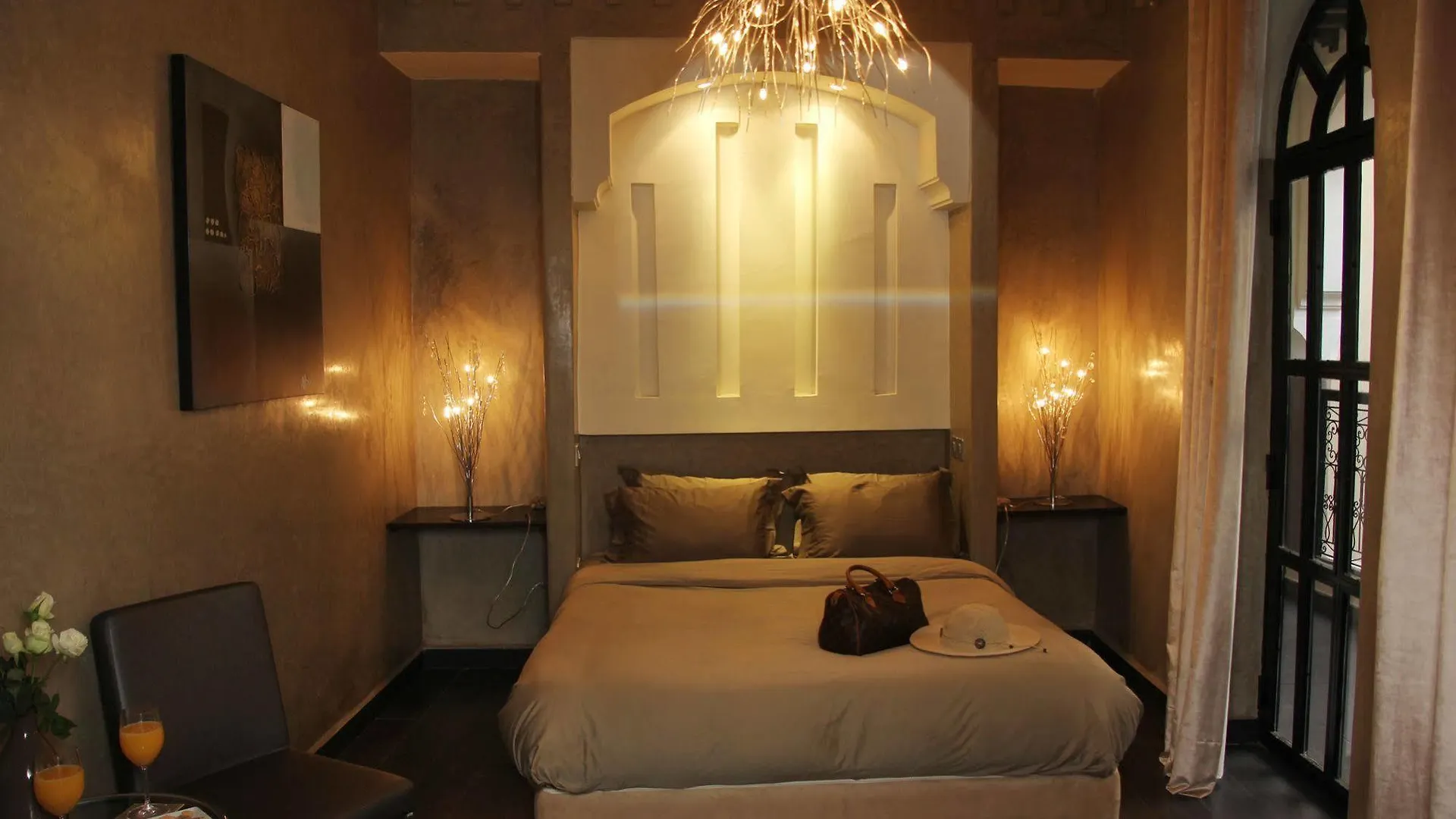 ****  Riad Carllian Marrakesh Maroc